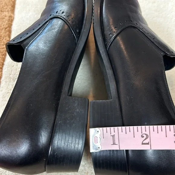 Munro Black Slip On Heeled Loafers 8.5 - Picture 13 of 17
